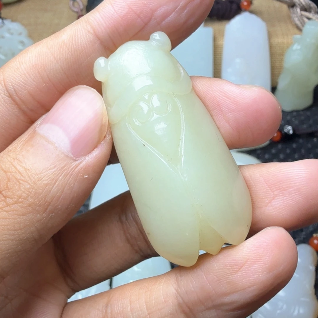 未镶嵌和田玉挂件