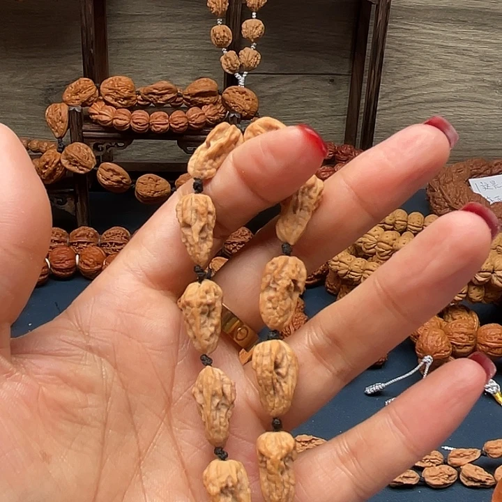 唐***平吊坠桃核文玩核桃