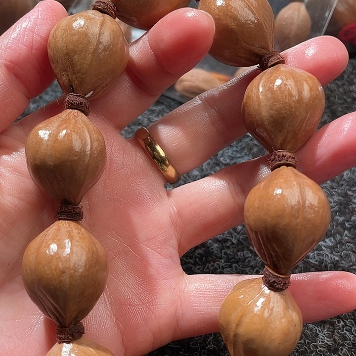 吊坠橄榄核2.1✖️2.7