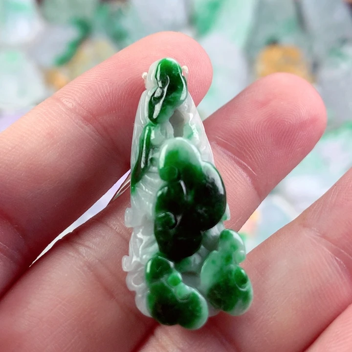 吊坠(不含链)未镶嵌翡翠