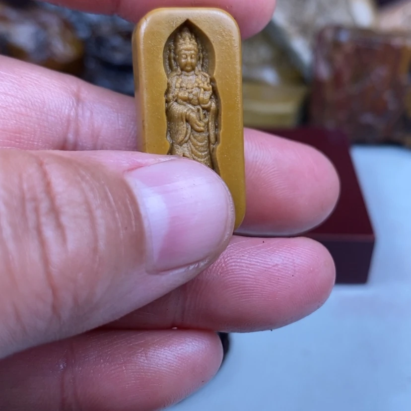【闪购商品】原石雕刻手把件脖挂件