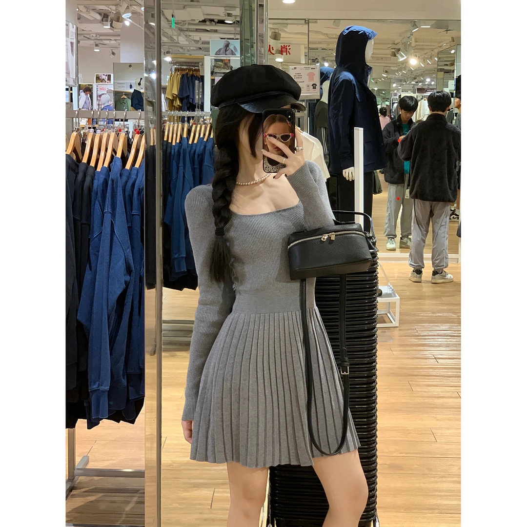 法式气质方领针织连衣裙女修身收腰显瘦内搭打底裙子