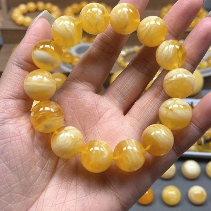 未镶嵌琥珀裸石天然