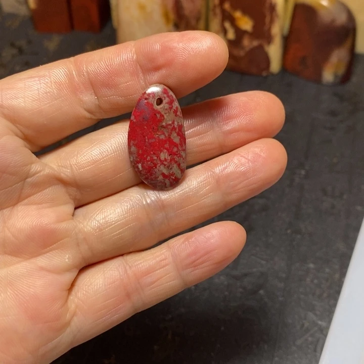 昌化鸡血石鸡血石