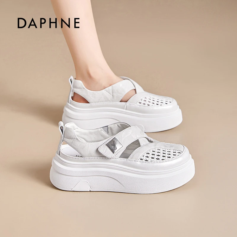 达芙妮2026夏季圆头纯色镂空时装凉鞋女网面日系复古风休闲女鞋X