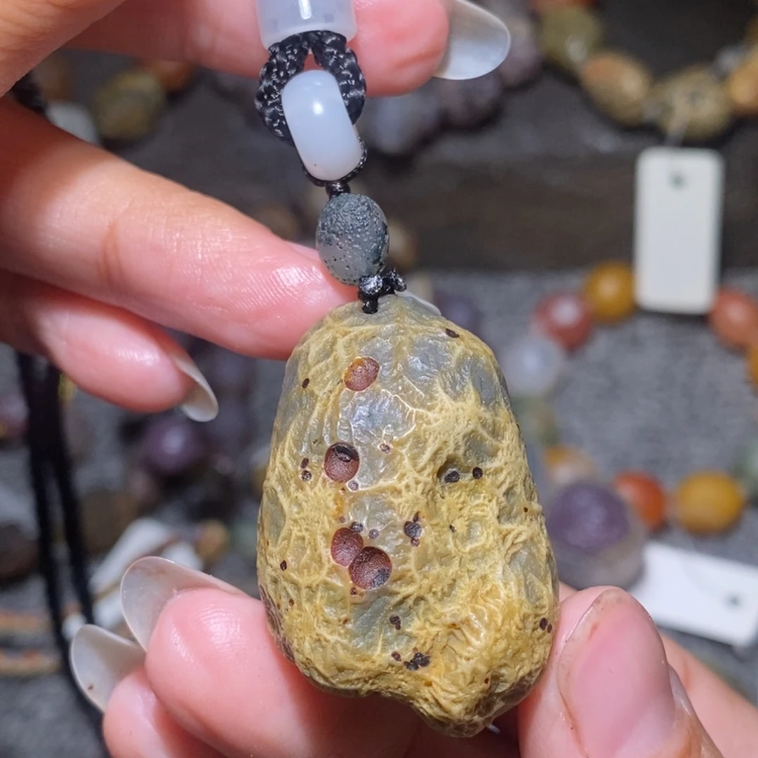 未镶嵌玛瑙/玉髓珠宝半成品