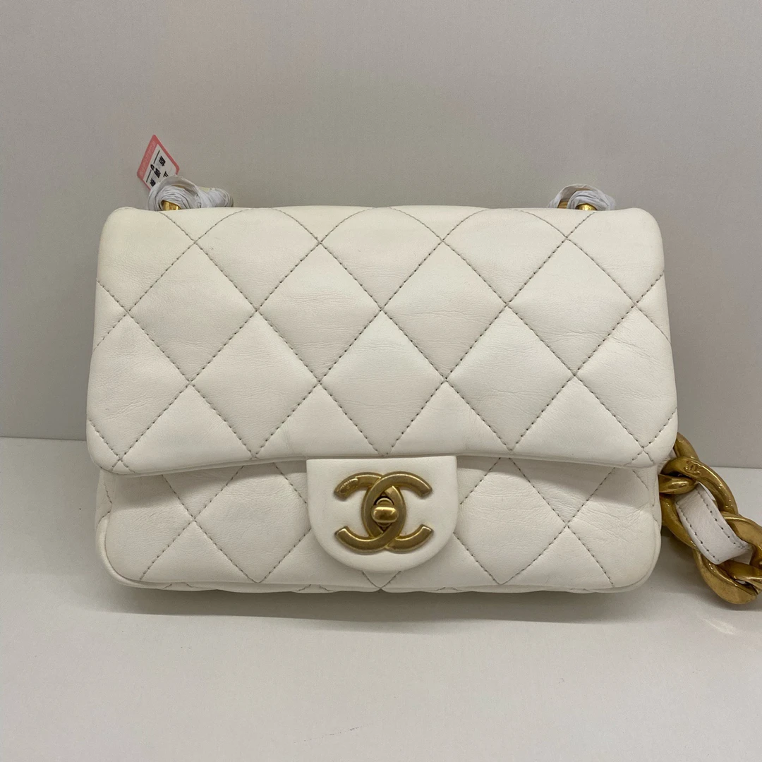 99新 Chanel/香奈儿 Chanel 22s 芯片款！！经典的白金配色