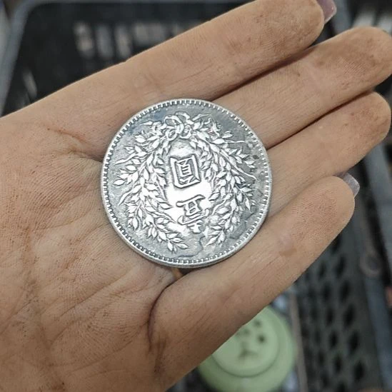 张***4其他陶瓷 摆件 孤品  微瑕  看好下单 NO退NO换