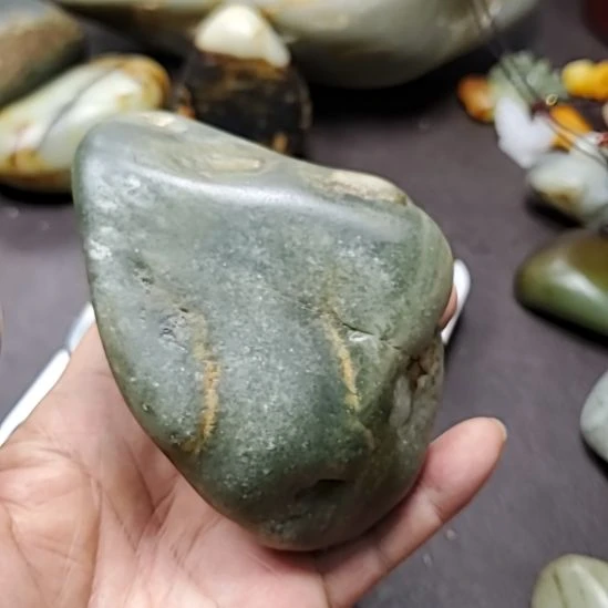 和田玉（糖玉）未镶嵌挂件