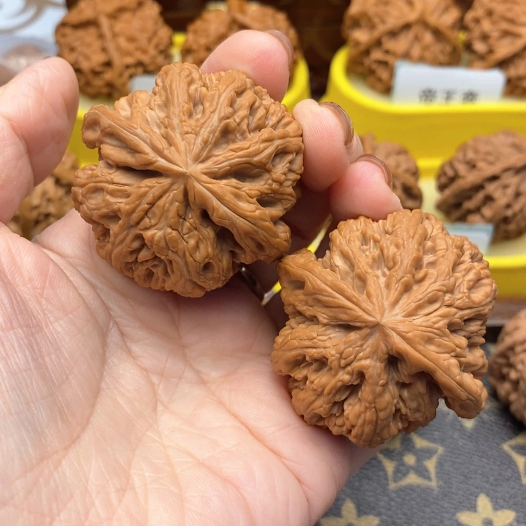 低***调把件文玩核桃597号粗筋