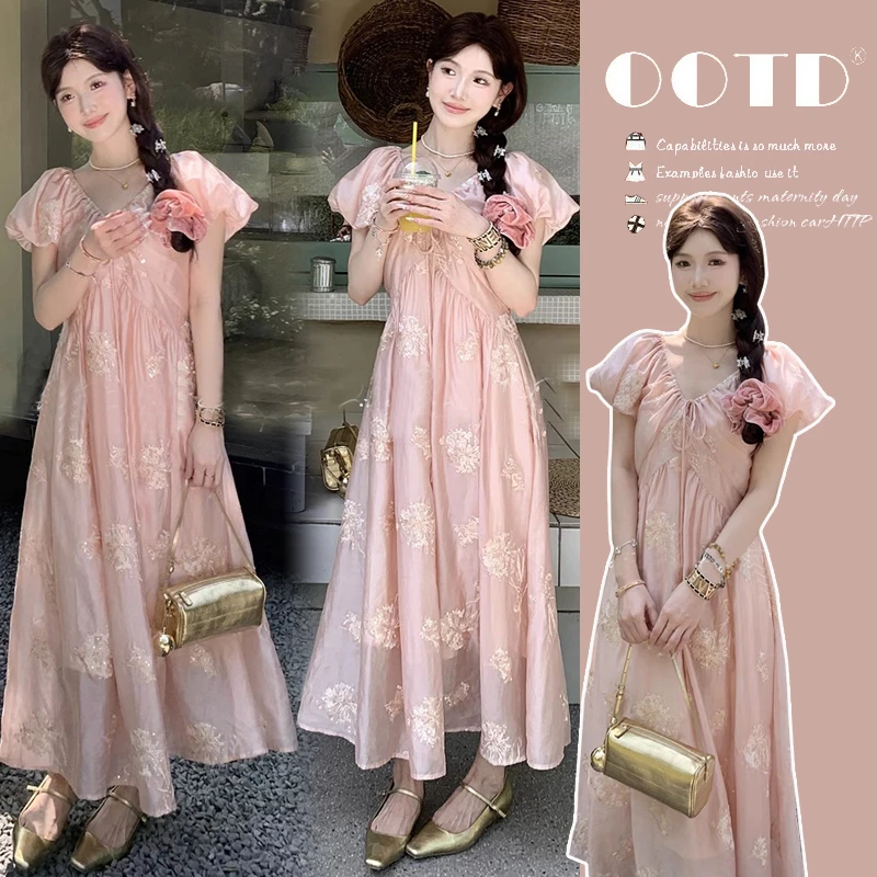 孕妇法式泡泡袖女夏轻奢高级感减龄收腰显瘦超好看刺绣孕妇长裙