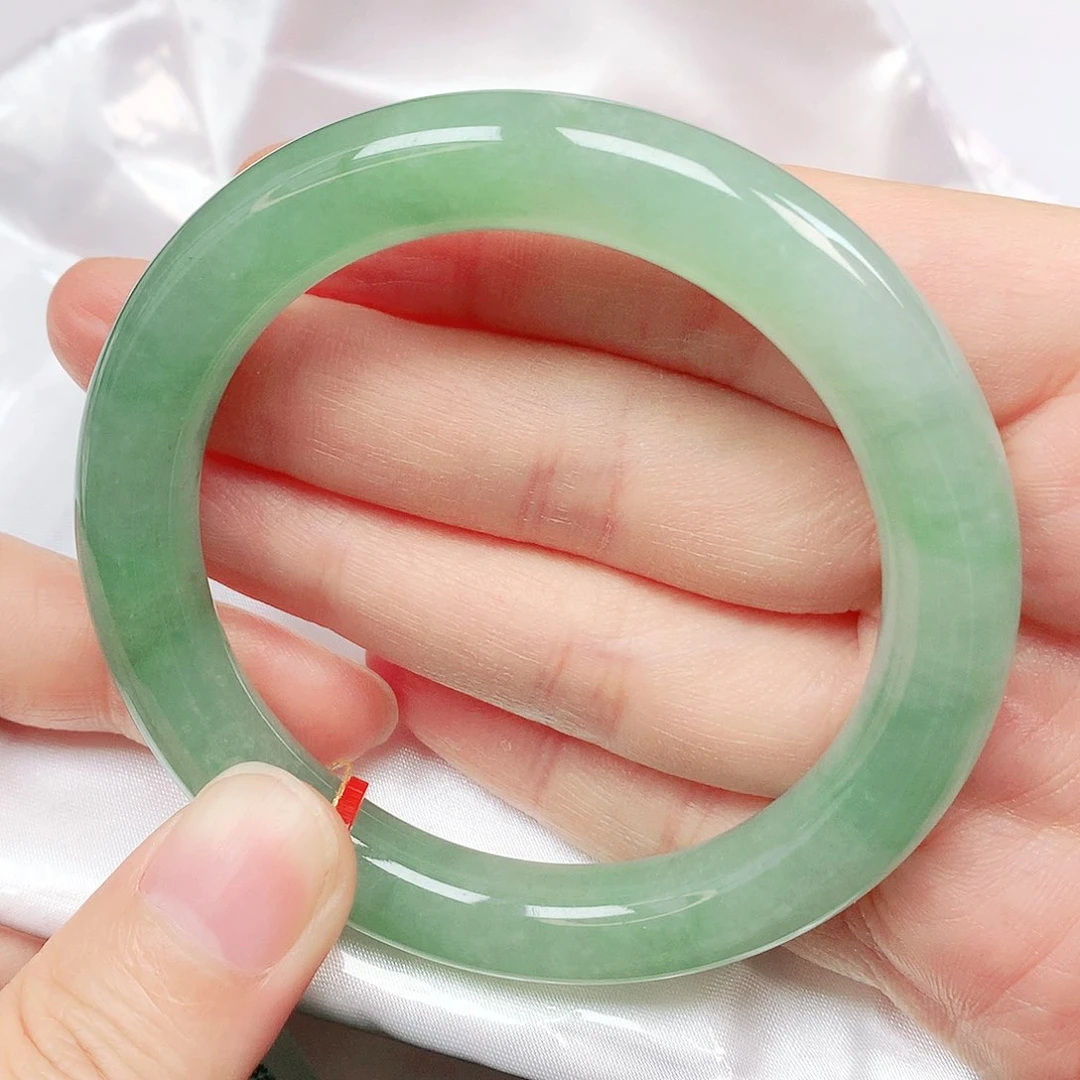 翡翠手镯未镶嵌抖音501