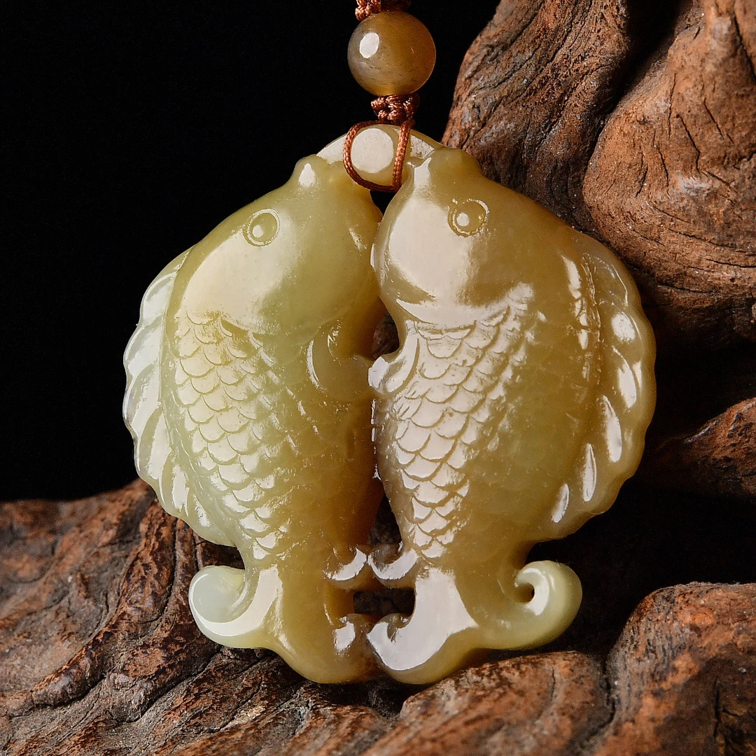 天然和田玉糖色双鱼吊坠 连年有余吊坠