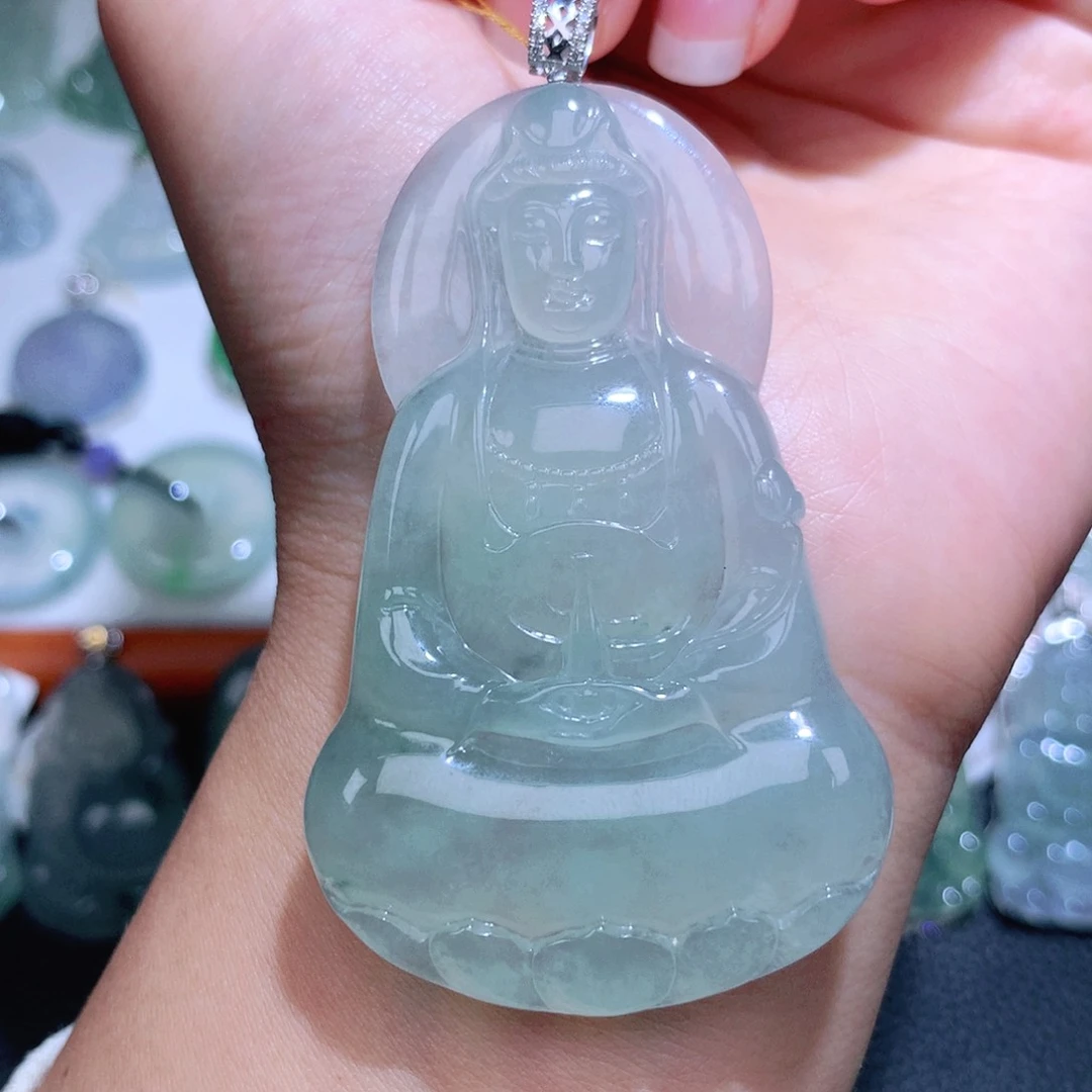 颈饰18K金镶嵌翡翠素衣