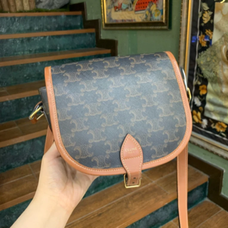 95新 Celine/思琳 经典老花凯旋门马鞍包