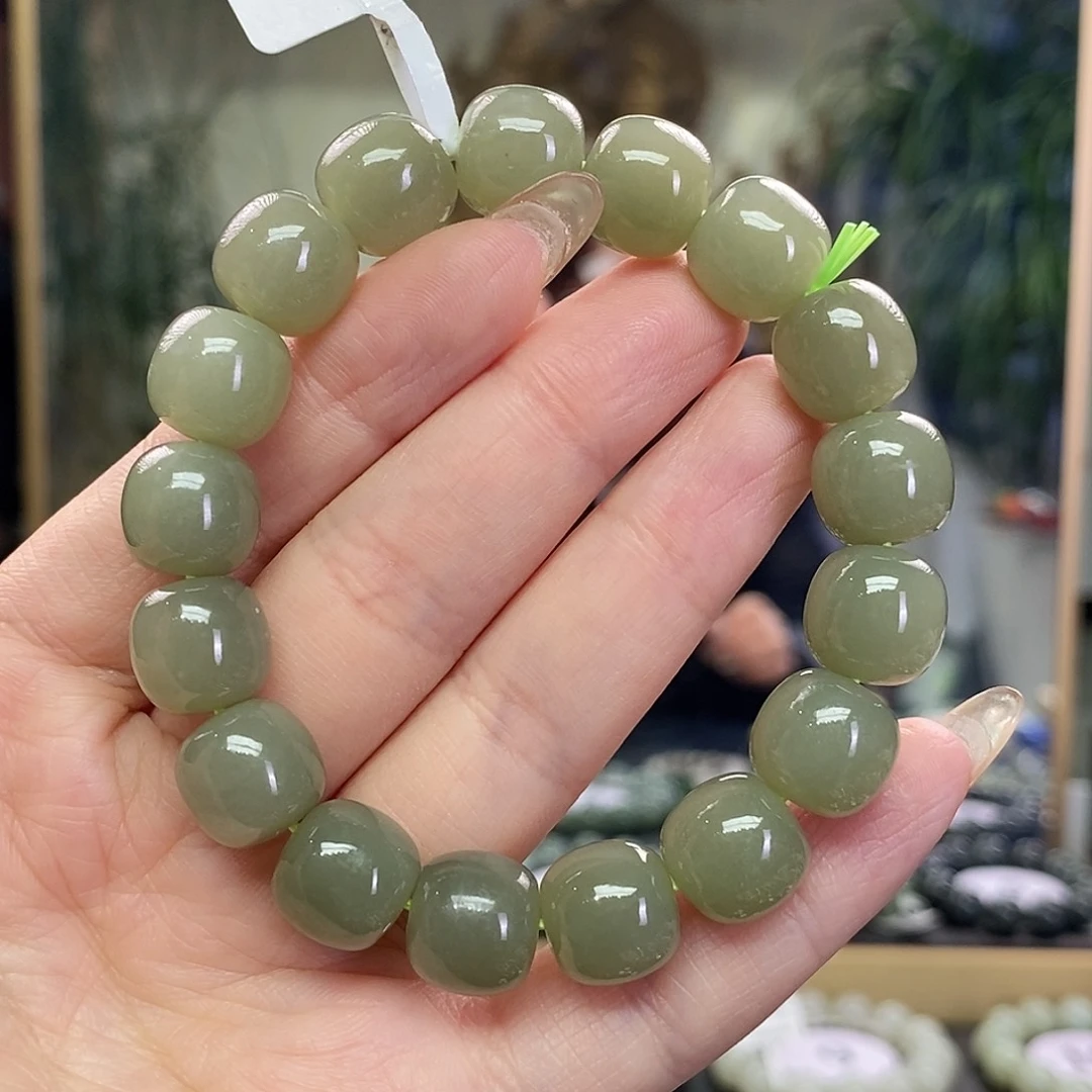 未镶嵌手链和田玉卡12