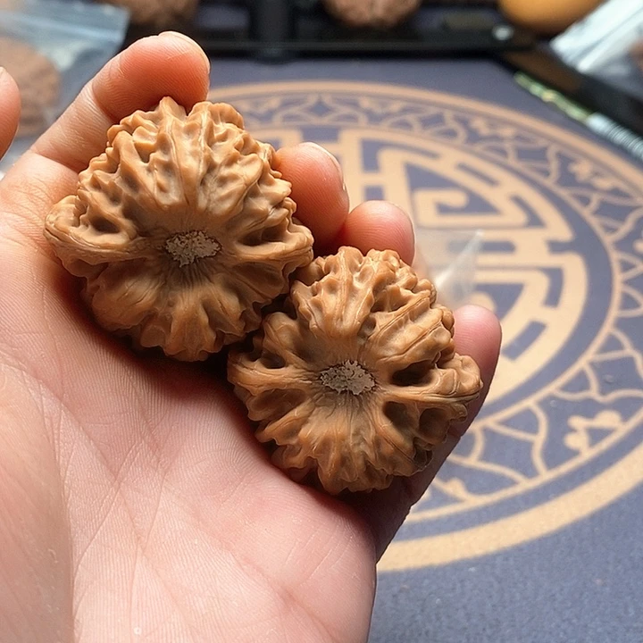 *****桃核把件文玩核桃龙门涧40