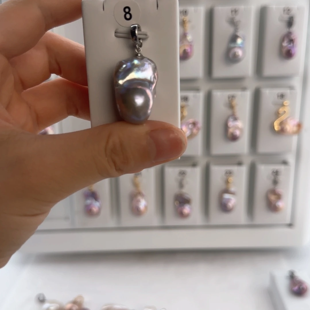 L***计淡水珍珠合金颈饰