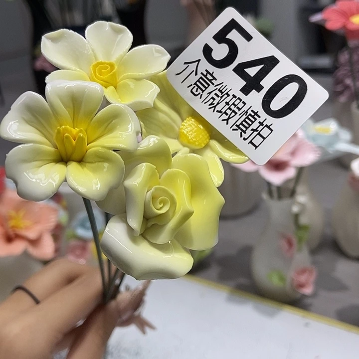陶瓷纯手工捏花设计