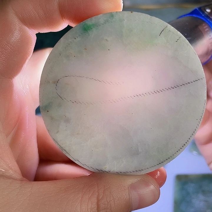 翡翠颈饰未镶嵌毛料100