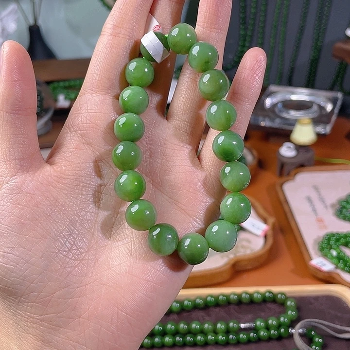 和田玉（碧玉）未镶嵌颈饰12