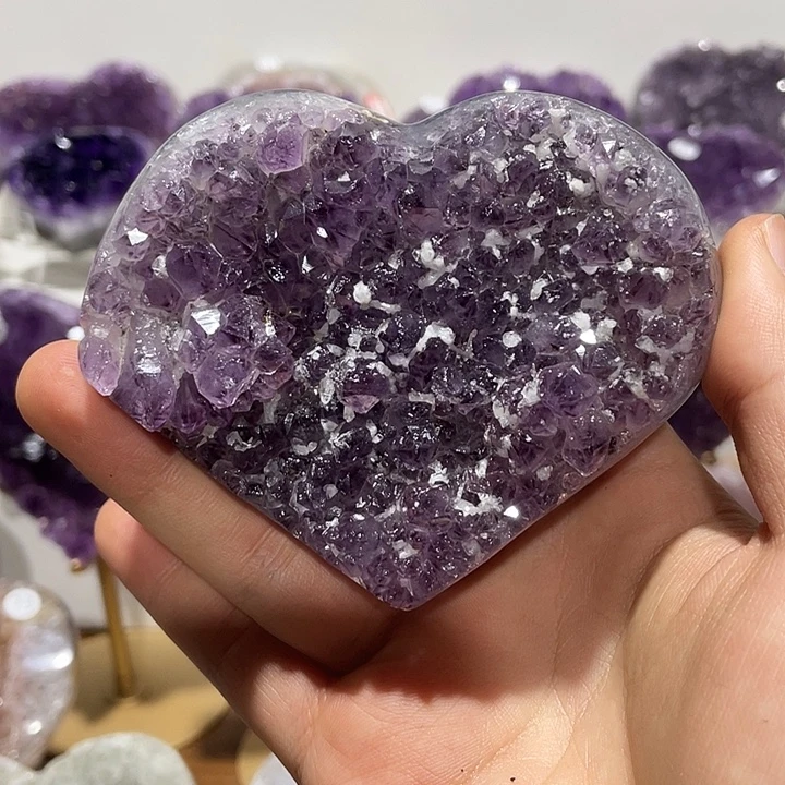 紫晶未镶嵌大型摆件（非配饰）