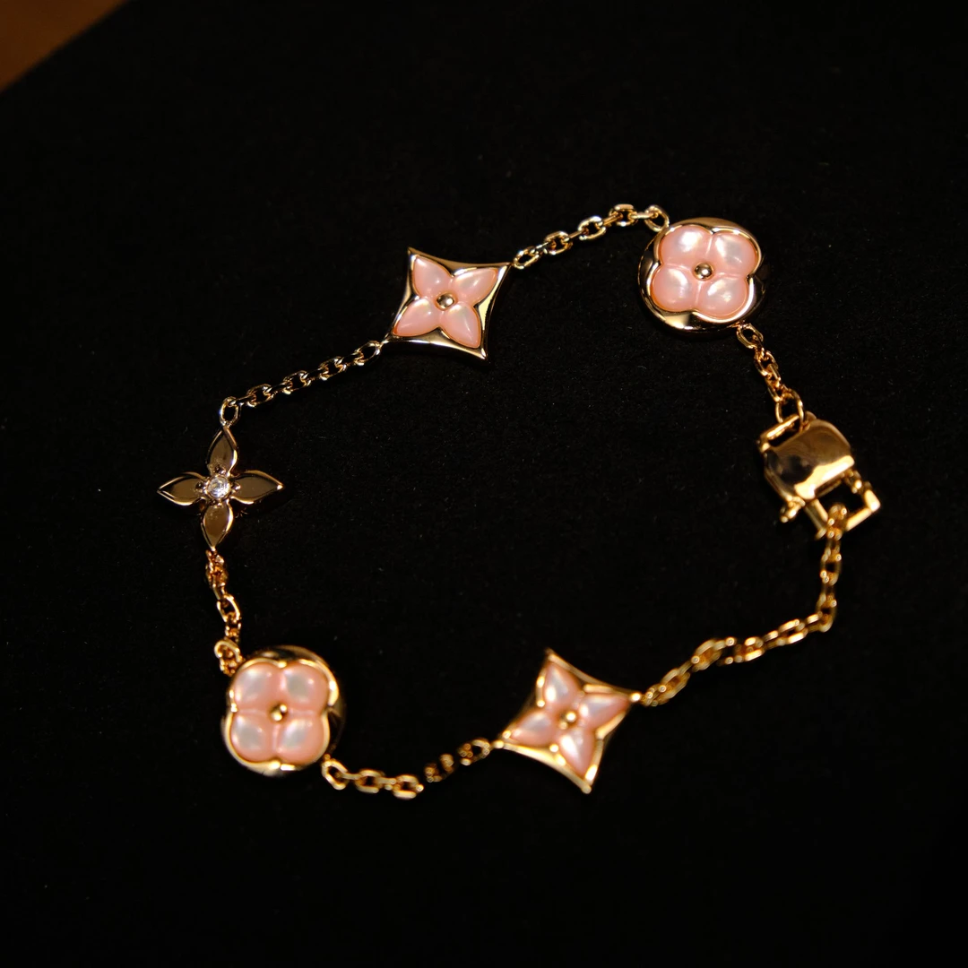 钛钢手链 Catherine 钛钢手链 轻奢金色小众设计高级感甜美四叶草