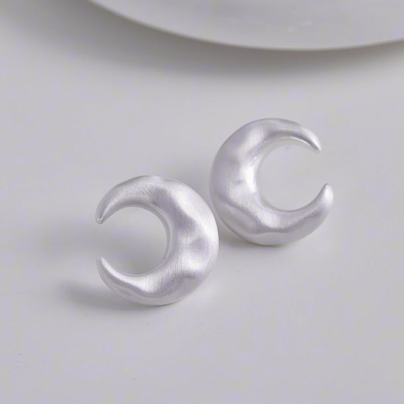 铜合金耳饰 月牙银色拉丝耳钉高级感耳环个性时尚轻奢百搭质感203