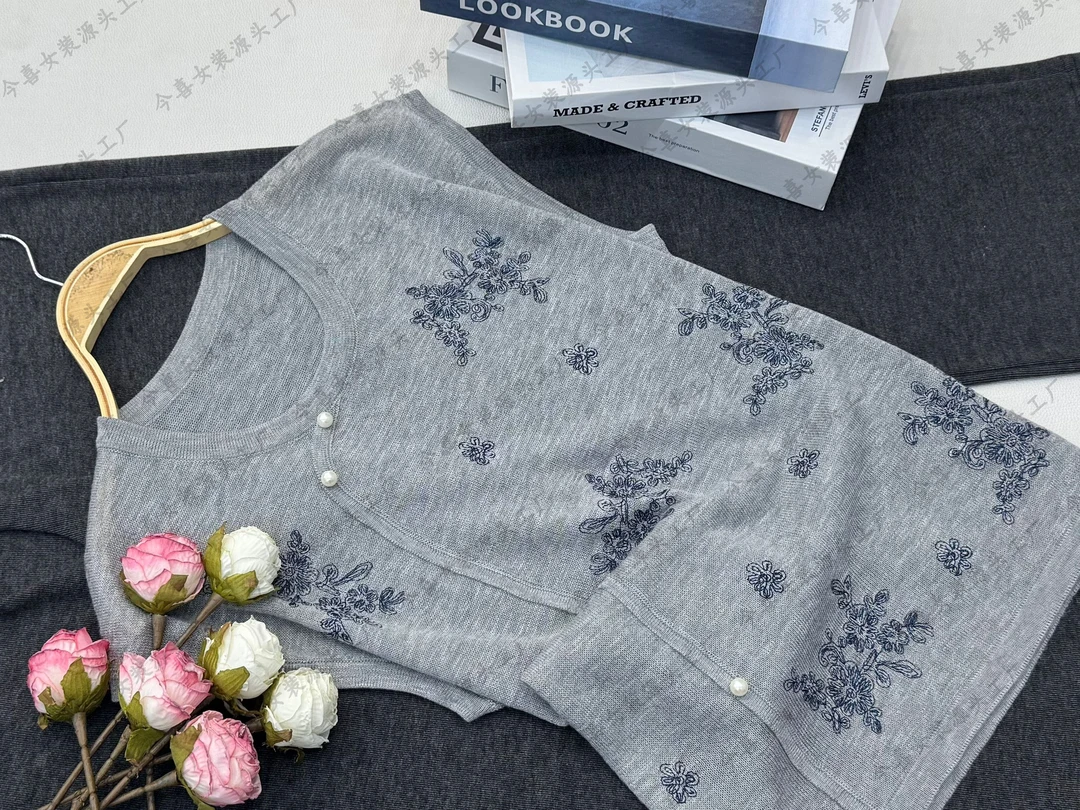 【国风刺绣套头】新款百搭时尚宽松短袖上衣QC3355