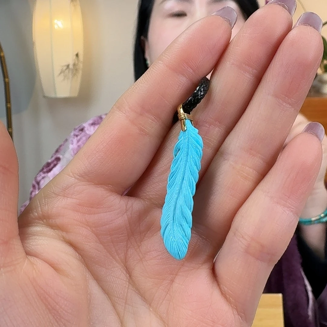 绿松石18K金镶嵌挂件