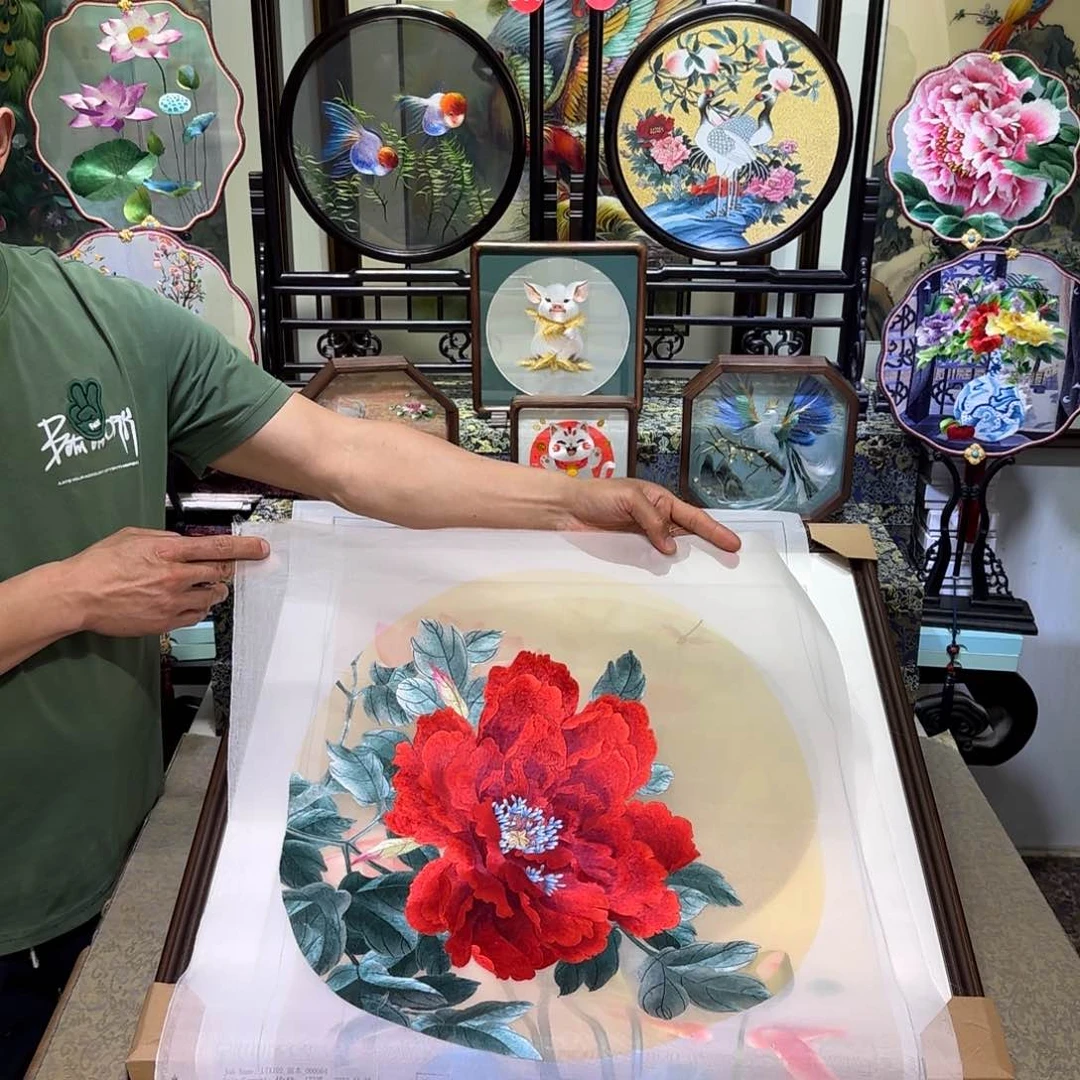 刺绣刺绣工艺精湛