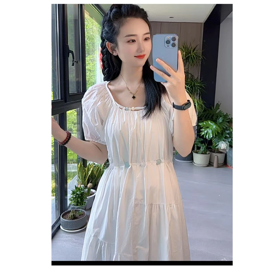2025夏新设计感显瘦圆领泡泡袖收腰超美连衣裙女串珠腰带爆款长裙