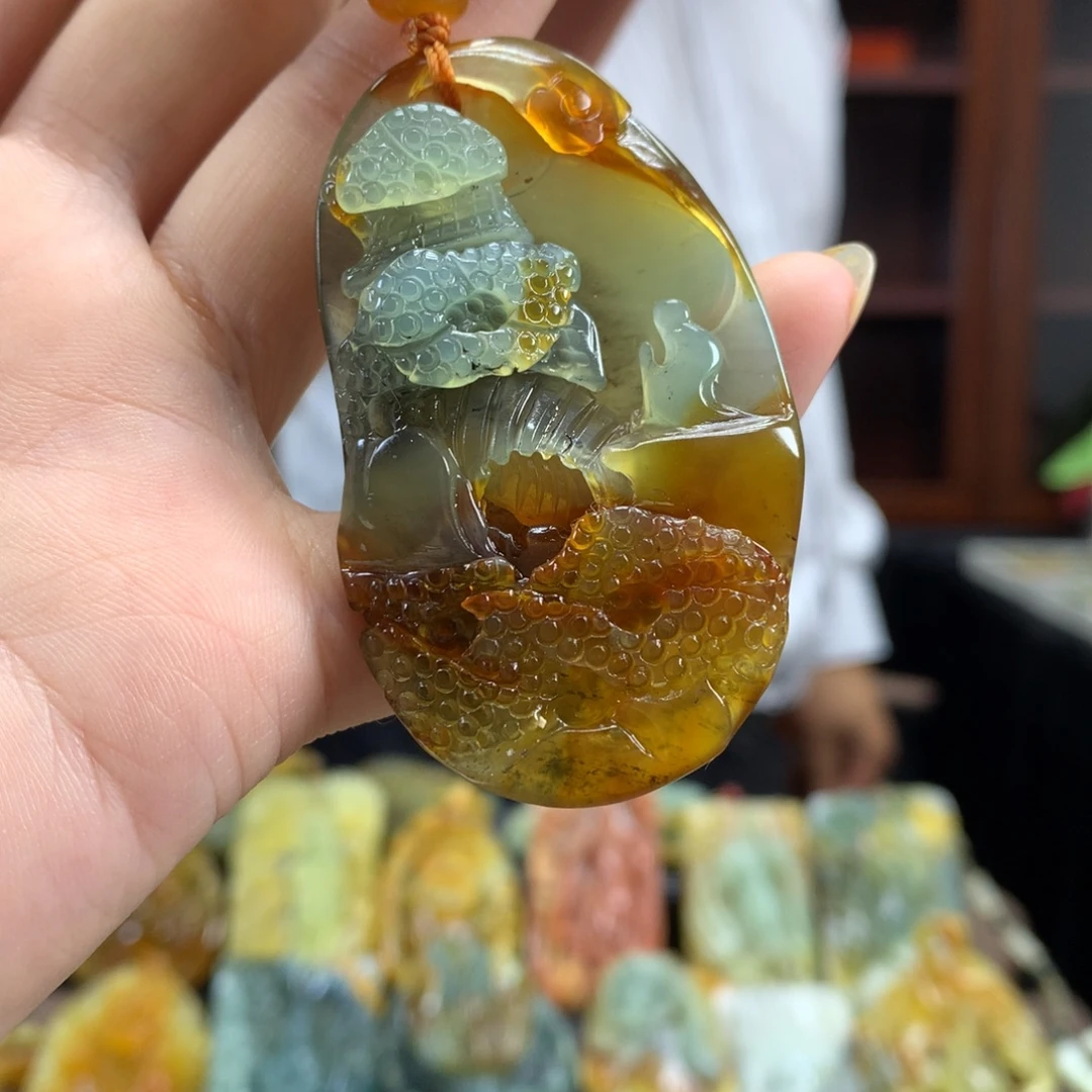 未镶嵌蛇纹石玉颈饰