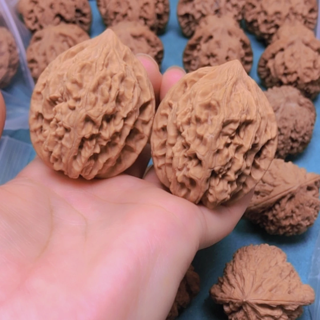 【闪购商品】摆件核桃42鸡心有修