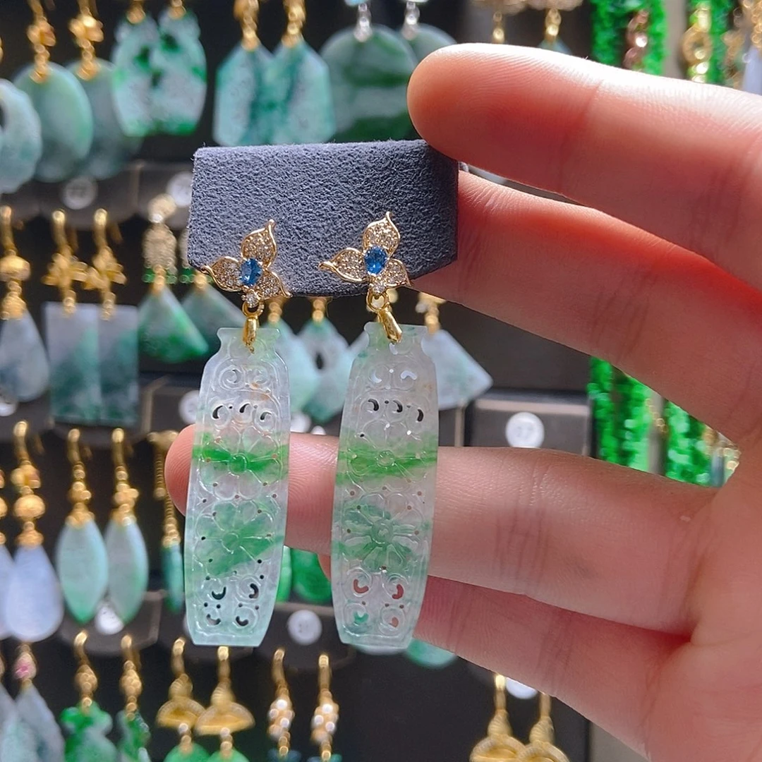 翡翠未镶嵌耳饰翡翠