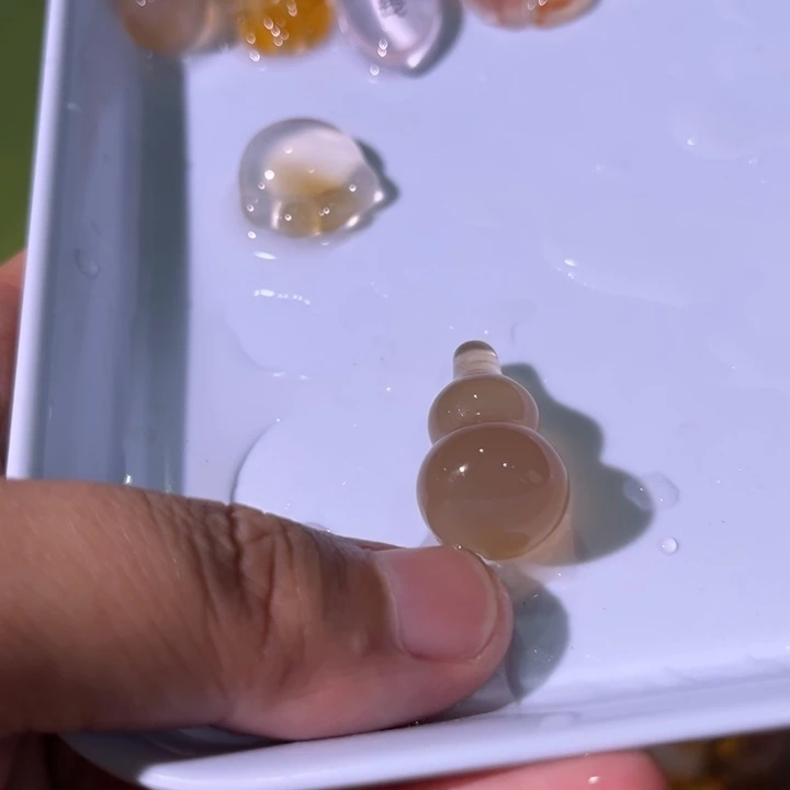 惠***鋒玛瑙/玉髓颈饰未镶嵌