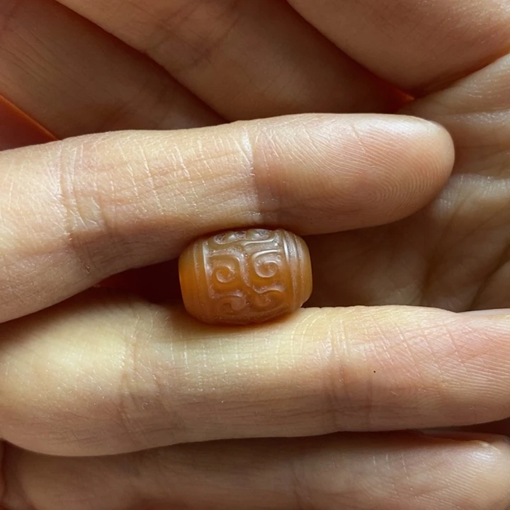 南红玛瑙裸石未镶嵌沁***?桶珠