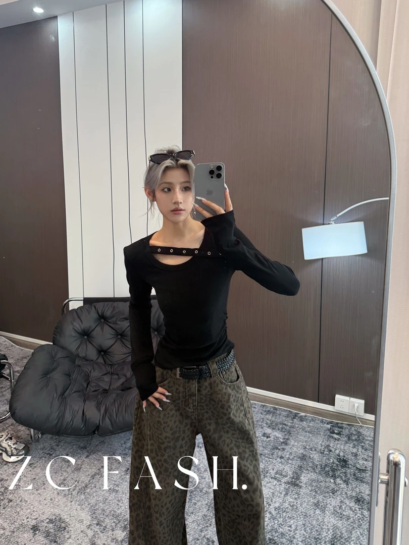 ZC-小众设计不规则设计抓毛铆钉打底上衣-S175