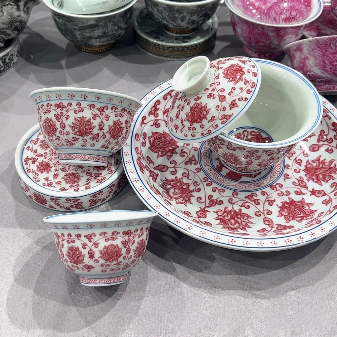 瓷片景德镇陶瓷学院副院长兼美术