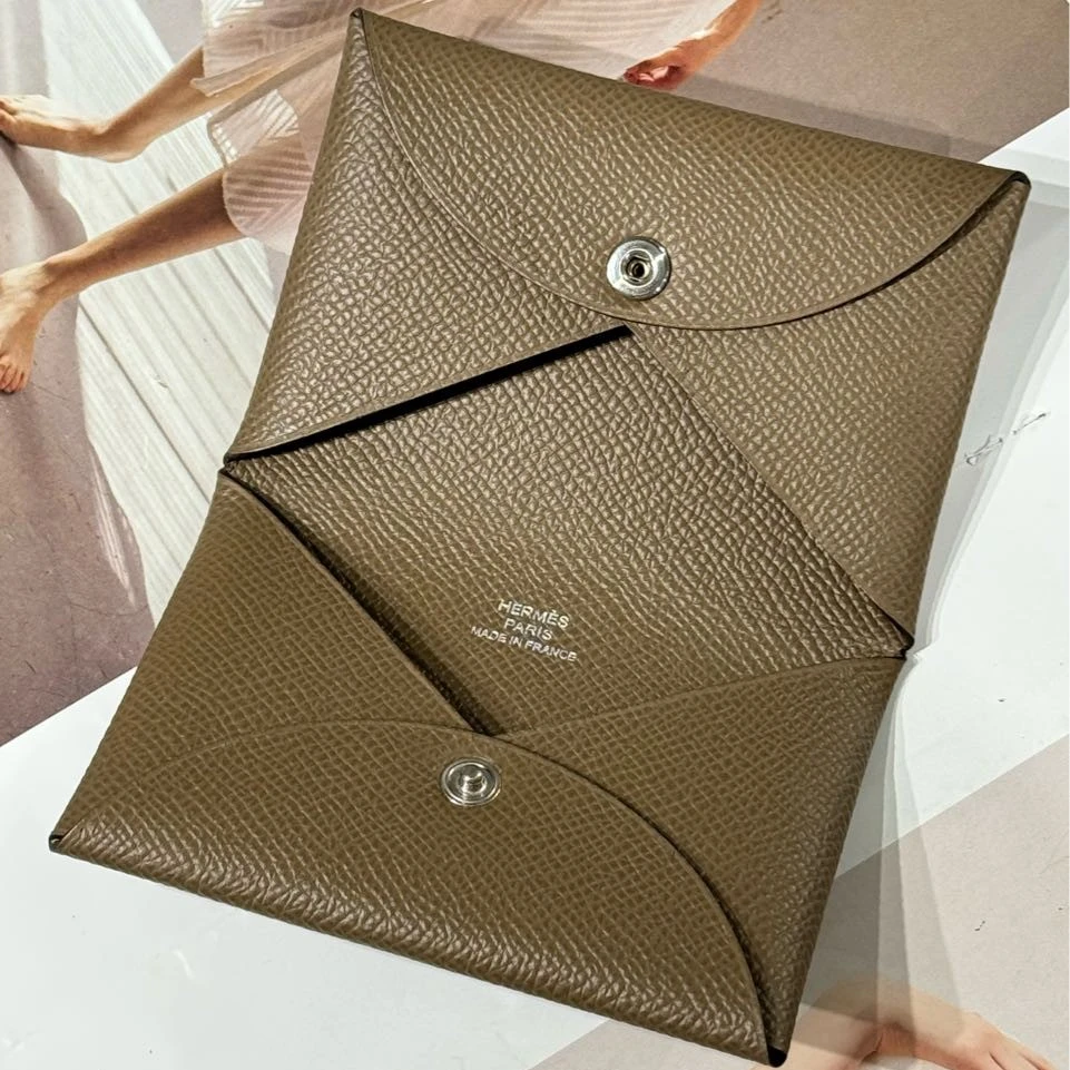 未使用 Hermes/爱马仕 p/爱马仕大象灰卡包