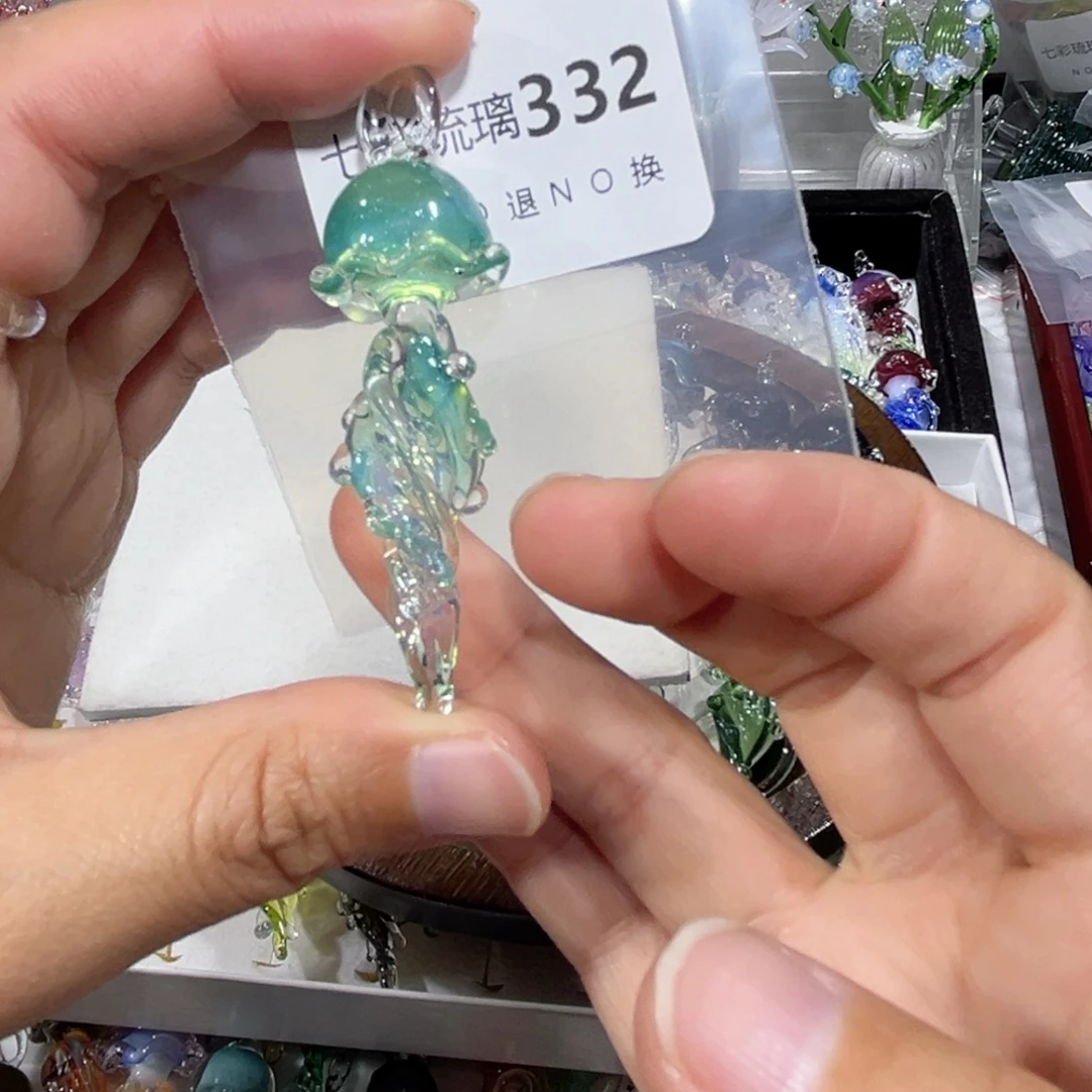 惠***格颈饰玻璃332水母一个