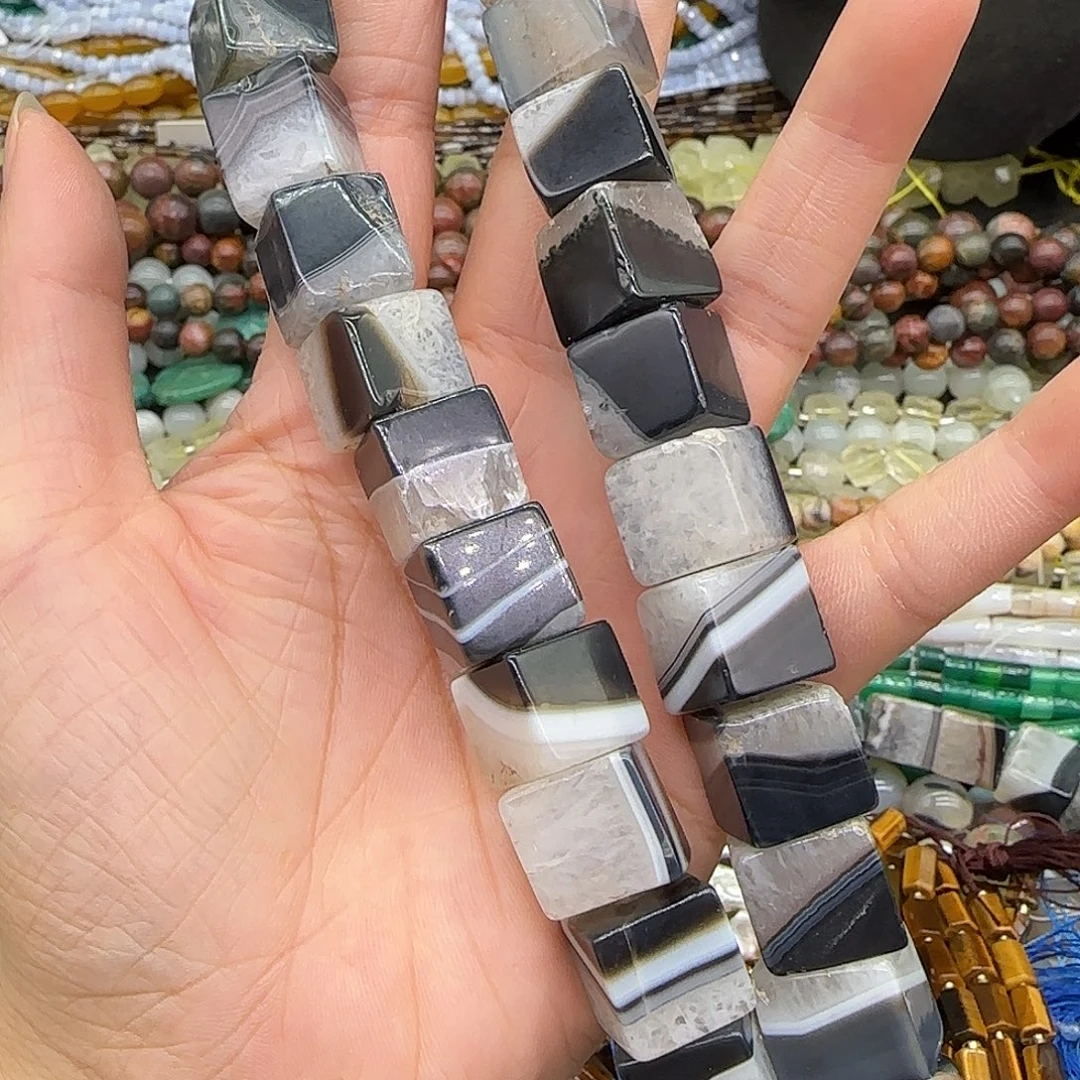 合金玛瑙/玉髓珠宝半成品水晶玛瑙13mm一条