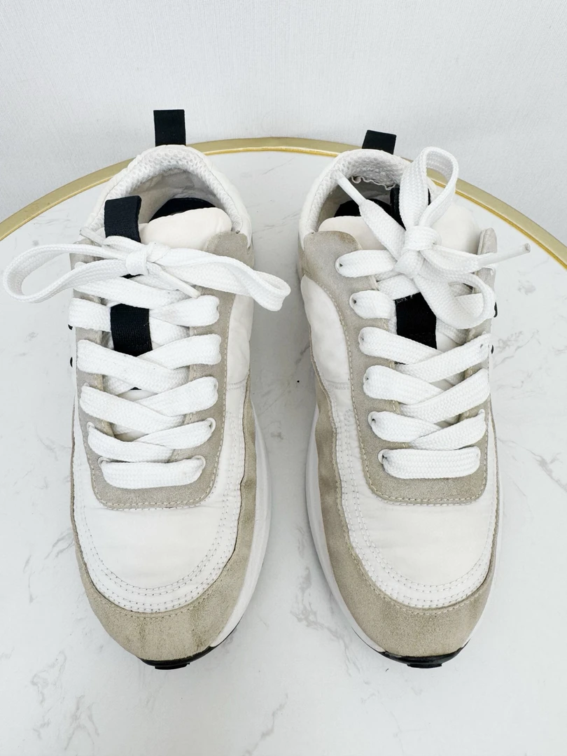 95新 Chanel/香奈儿 Chanel香奈儿运动鞋/35码/99新