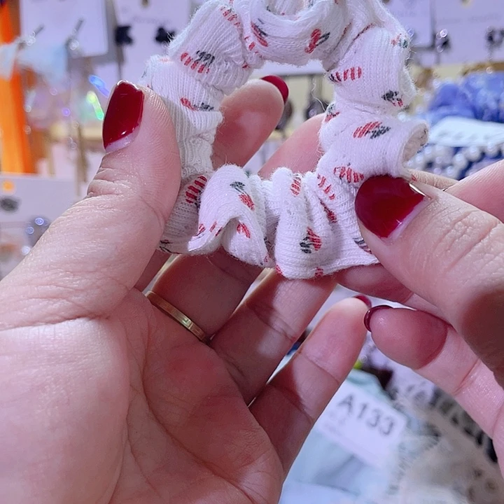 布艺非金属小发圈