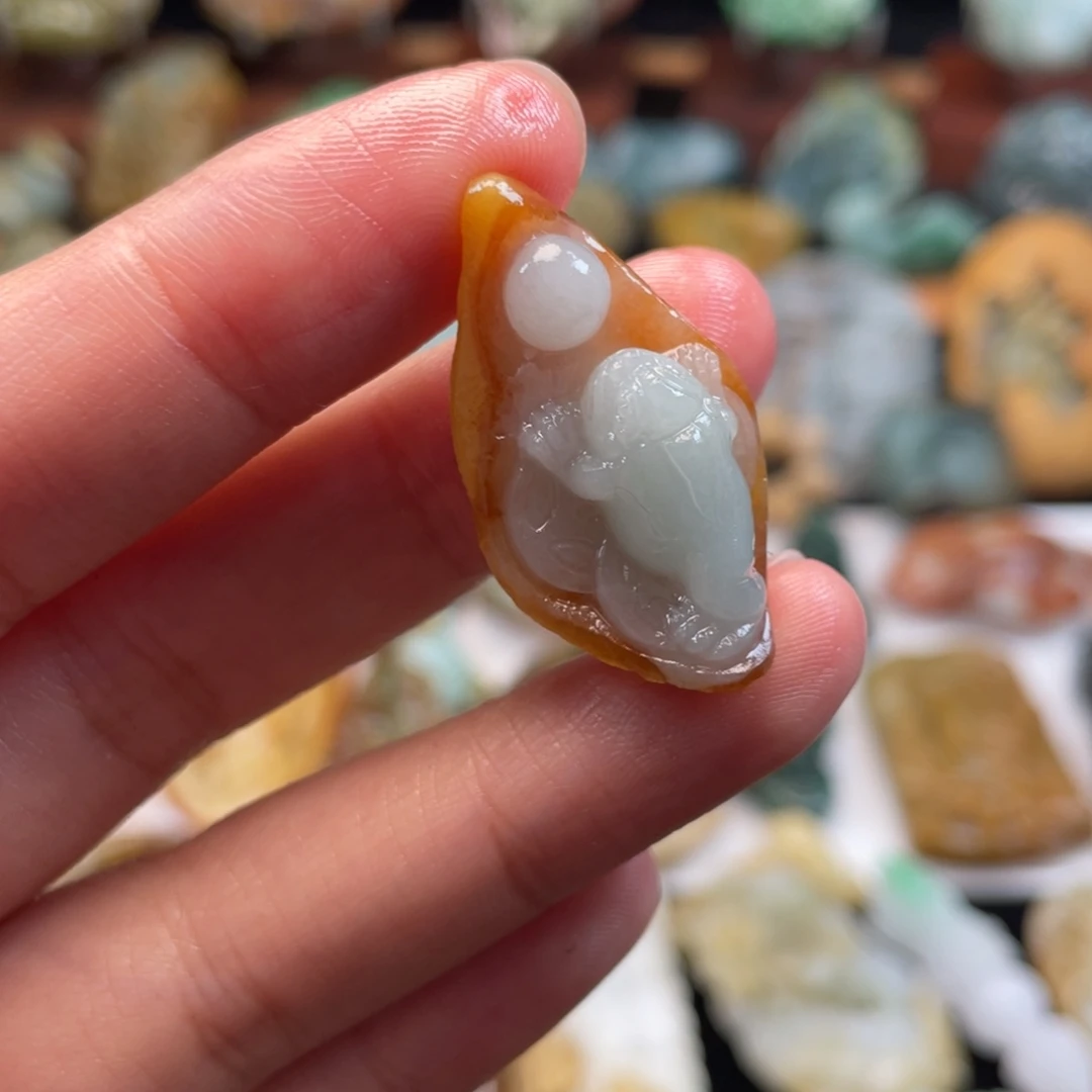 定制翡翠未镶嵌翡翠
