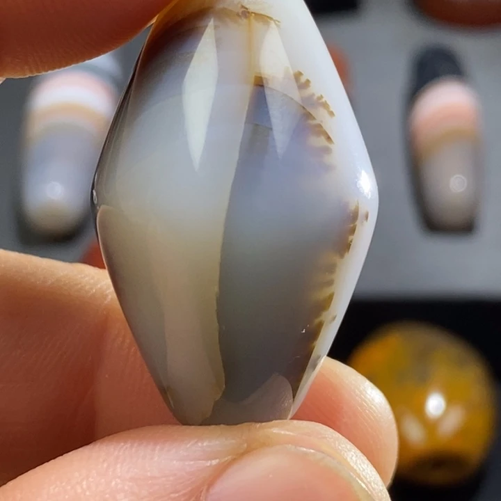 玛瑙/玉髓未镶嵌挂件