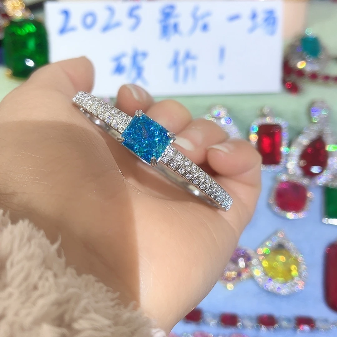 钨金璀璨夺目耀眼