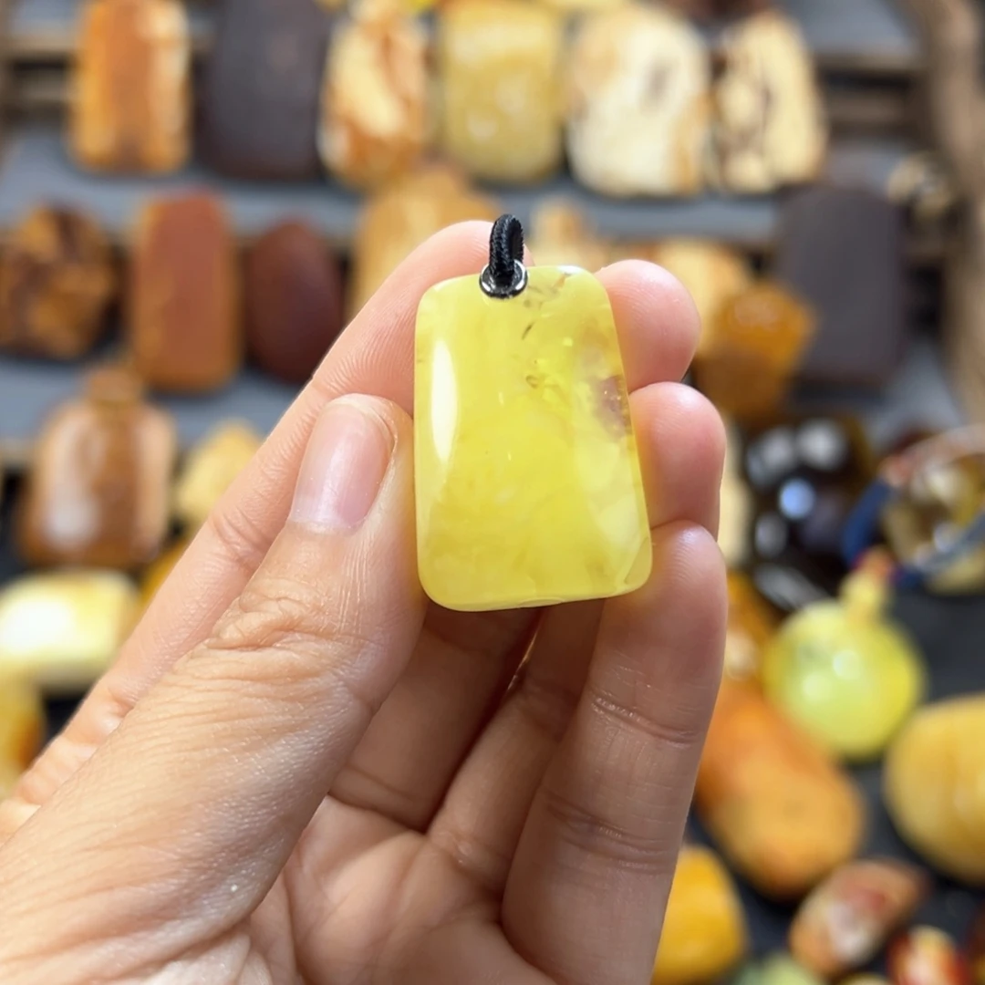 定制琥珀未镶嵌素****?琥珀蜜蜡