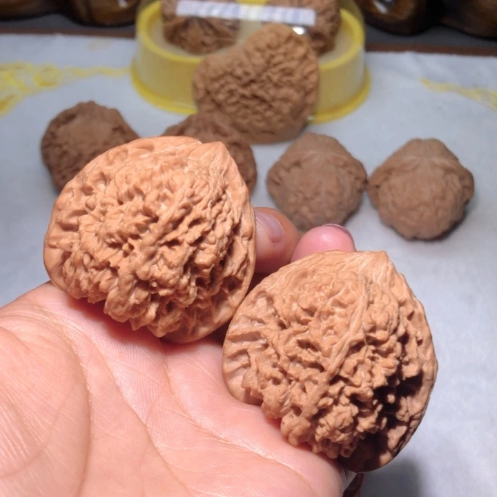 把件文玩核桃42.5满天星