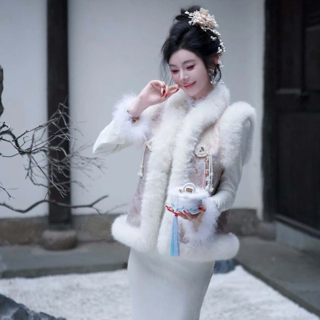 【宠粉专场】兰知意 新中式国风充绒毛毛马甲背心外套DYCC-24098051